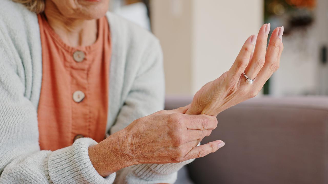 Osteoporose-in-den-Wechseljahren-vorbeugen-So-sch-tzen-Sie-Ihre-Knochen
