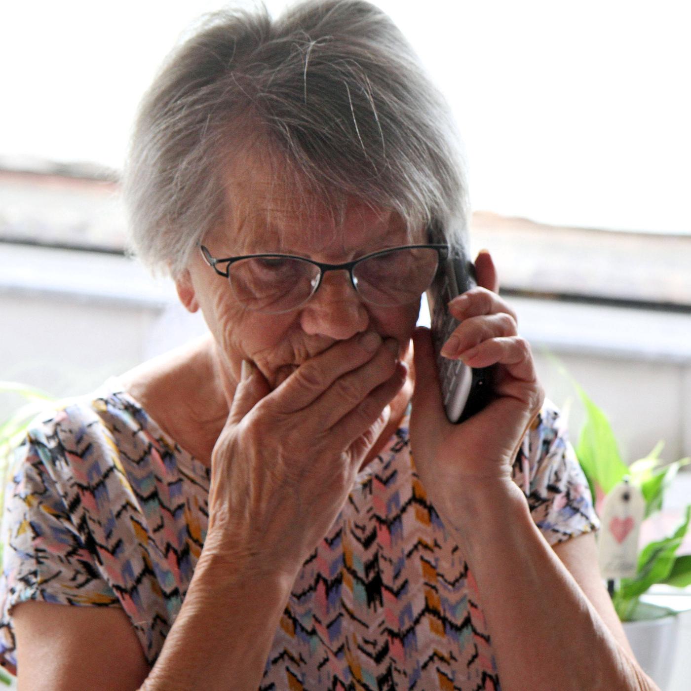 KI imitiert fr Betrug Stimmen am Telefon: Neuer Enkeltrick mit Knstliche  Intelligenz | brisant.de