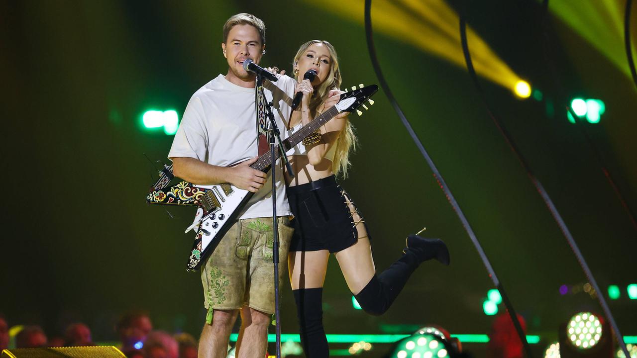 Schlager boom 2025 : Melissa Naschenweng et Oimara en couple ?